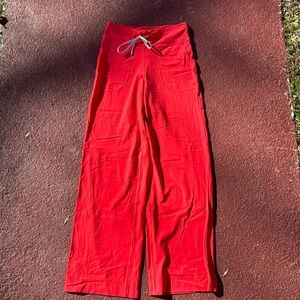 Carnation Red Throwback Still Lululemon pants size 6